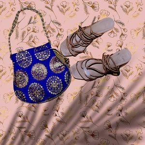 🌀🌀The Bohemian Blue & Gold Shiny Suede Purse🦋🦋